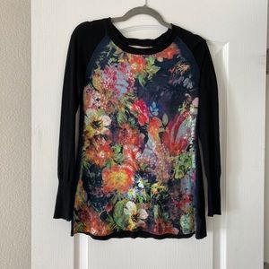 Floral sweater. Small. Angel of the north